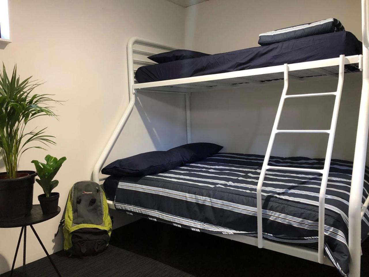 Spinners Hostel Пърт Екстериор снимка
